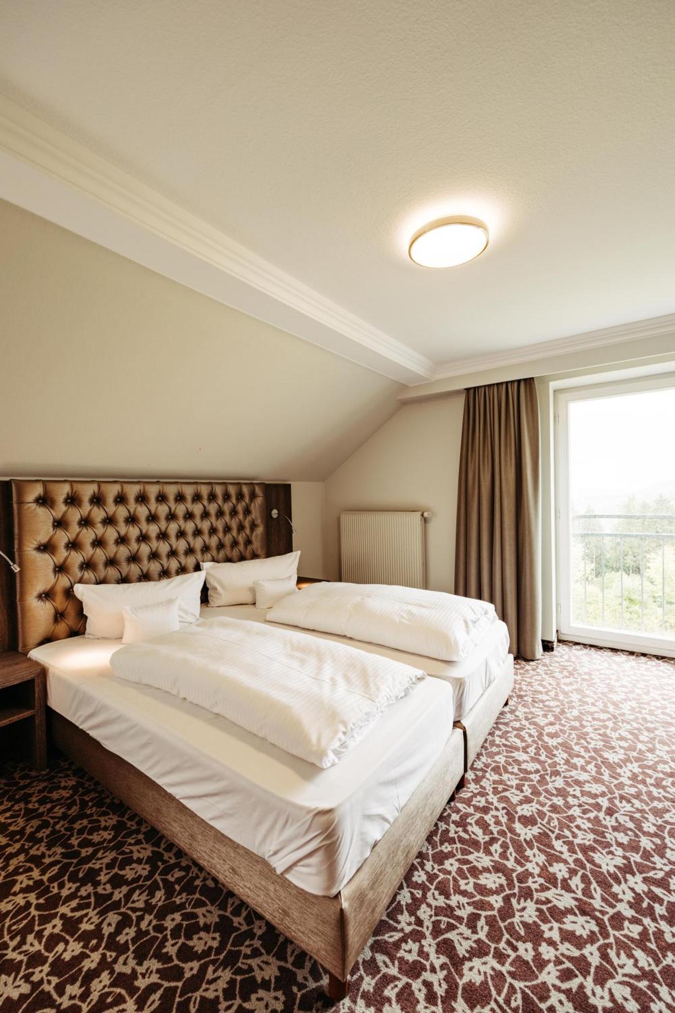 Berghotel Hoher Knochen Winterberg Phòng bức ảnh