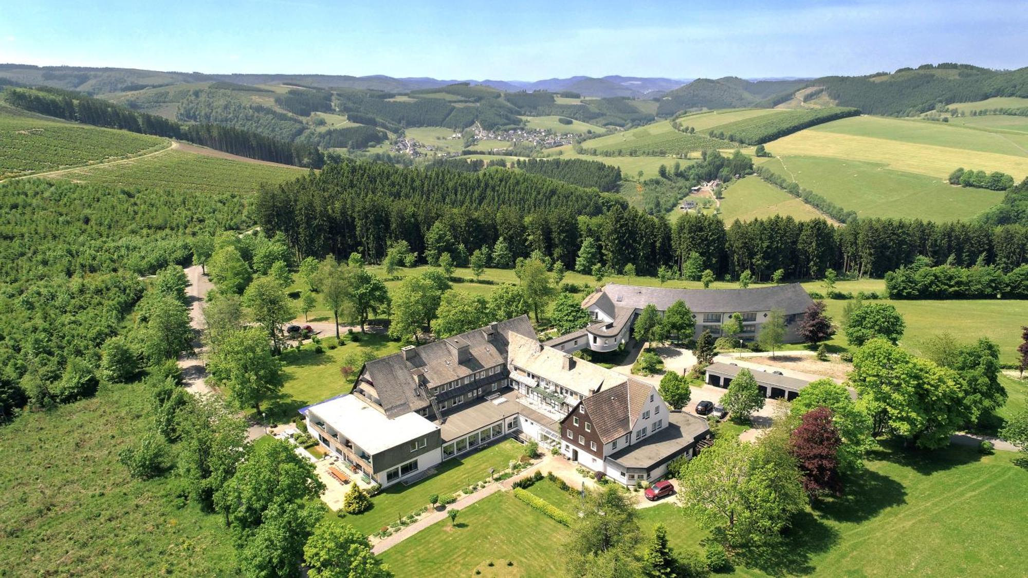 Berghotel Hoher Knochen Winterberg Ngoại thất bức ảnh